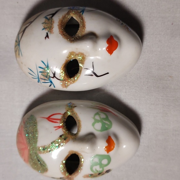 Vintage Hand Painted Carnival Face Masks Ceramic Set of 4 - Picture 8 of 9